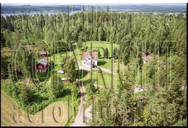 FFF 98-8904, #3. FFF 98-8904_0003 (Uppges vid kontakt med Svenska Aero-Bilder AB)